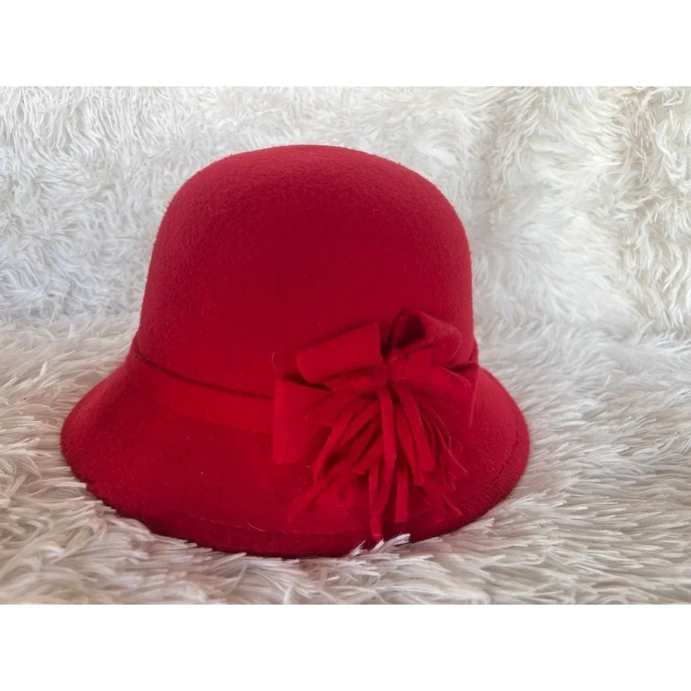 Vintage Betmar‎ Cloche Hat Red Wool Bow 1920s Flapper Style Theater Costume